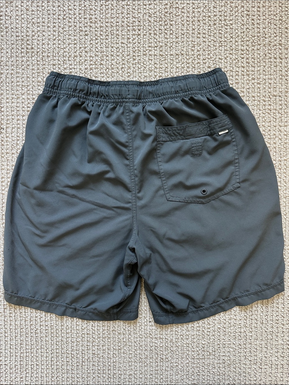 Vuori Kore Short Lined 7" inseam Brand new Charcoal - Picture 2 of 4